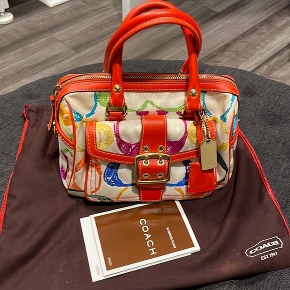 A super cute one of a kind COACH handbag!! From their 2005 collection!! - Picture 1 of 5